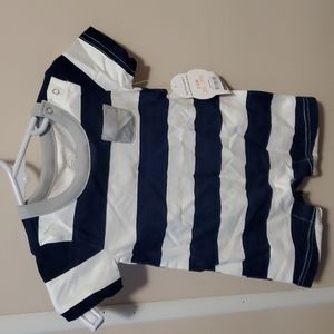 BNWT short-sleeved Navy and white romper size 3-6 months